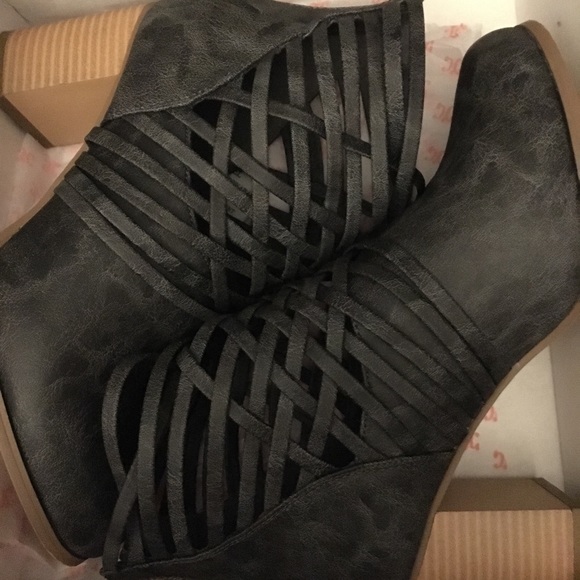 Journee Collection Shoes - Journee Collection Alicia Grey Strappy Ankle Boots